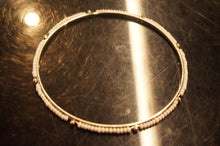 Load image into Gallery viewer, Assortment-of-Metal-Plastic-Bracelet