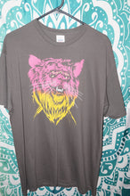 Load image into Gallery viewer, Cool Cat Size Large - Caliculturesmokeshop.com