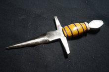 Load image into Gallery viewer, Sword in the stone #8 - Caliculturesmokeshop.com