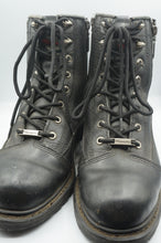 Load image into Gallery viewer, Milwaukee Motorcycle Clothing Co. size 9D boots- ohiohippies.com
