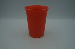 3.75x2.75in vintage Tupperware cup- ohiohippies.com
