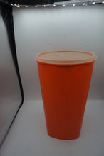 Load image into Gallery viewer, vintage drink pitchers- ohiohippies.com
