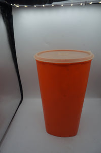 vintage drink pitchers- ohiohippies.com