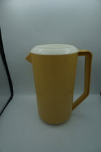 Load image into Gallery viewer, vintage drink pitchers- ohiohippies.com
