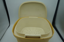 Load image into Gallery viewer, vintage Tupperware 3-piece veggie steamer- ohiohippies.com
