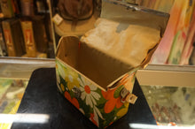 Load image into Gallery viewer, Vintage Flower Hand-Bag - ohiohippies.com
