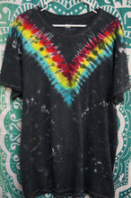 Load image into Gallery viewer, Cool handmade Tiedye - Caliculturesmokeshop.com
